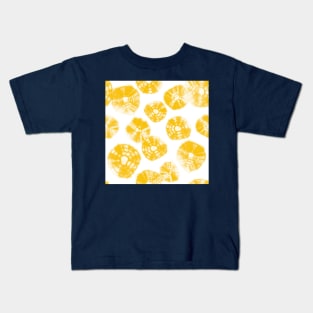 Shibori Kumo yellow dots over white Kids T-Shirt